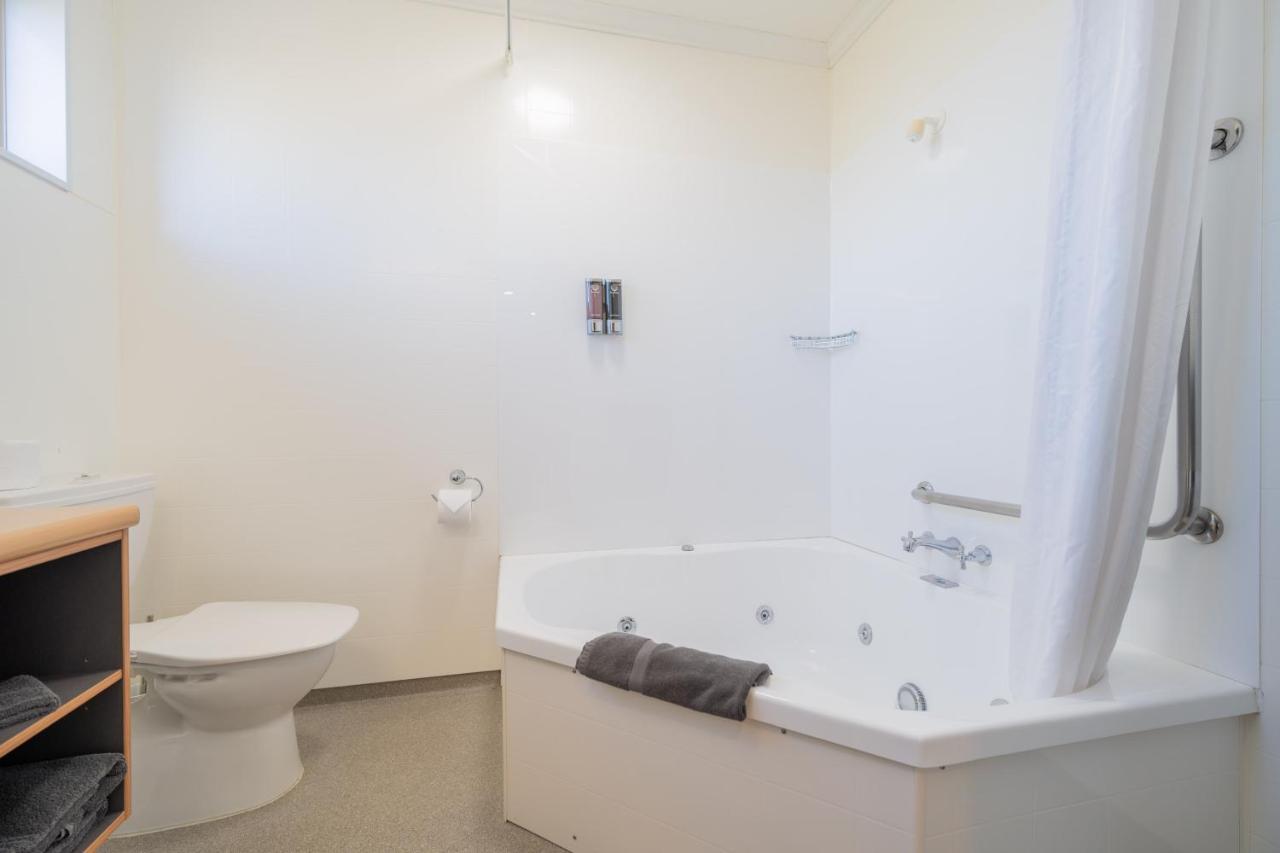 Te Anau Motel & Apartments Ngoại thất bức ảnh